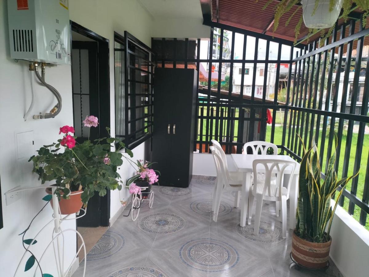 Apartamentos Family Santa Rosa de Cabal Extérieur photo